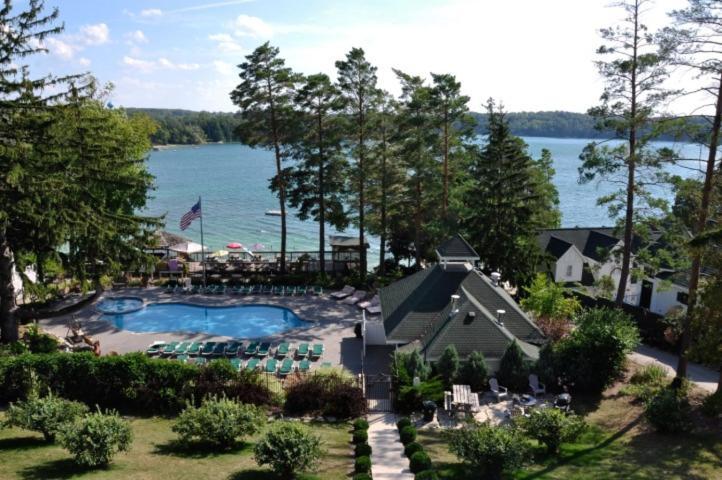 The Shore Club Wisconsin, Ascend Hotel Collection Elkhart Lake Exterior foto